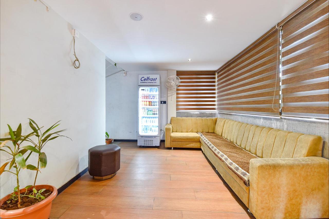 Fabhotel Udhna Inn, Near Udhna Junction Surat Ngoại thất bức ảnh