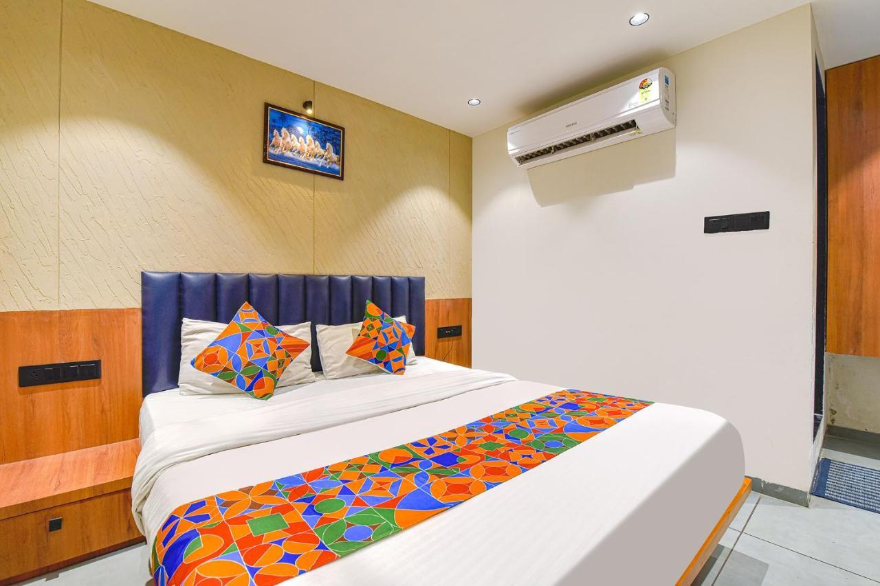 Fabhotel Udhna Inn, Near Udhna Junction Surat Ngoại thất bức ảnh