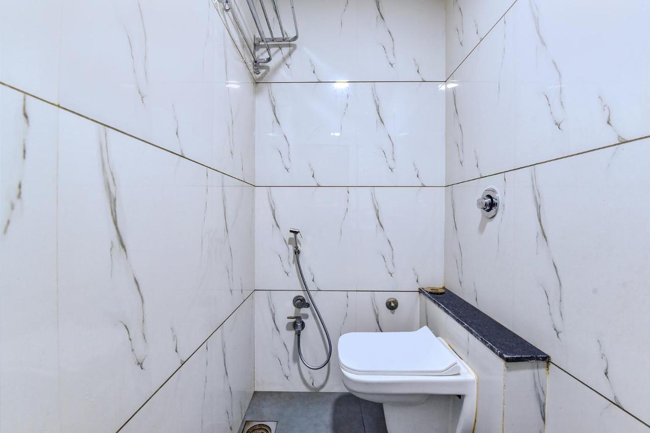 Fabhotel Udhna Inn, Near Udhna Junction Surat Ngoại thất bức ảnh