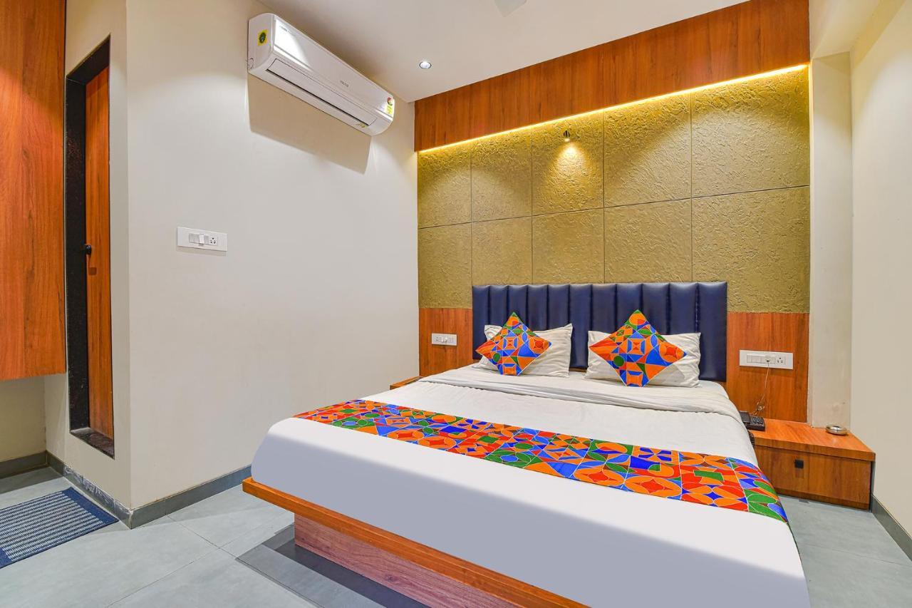 Fabhotel Udhna Inn, Near Udhna Junction Surat Ngoại thất bức ảnh